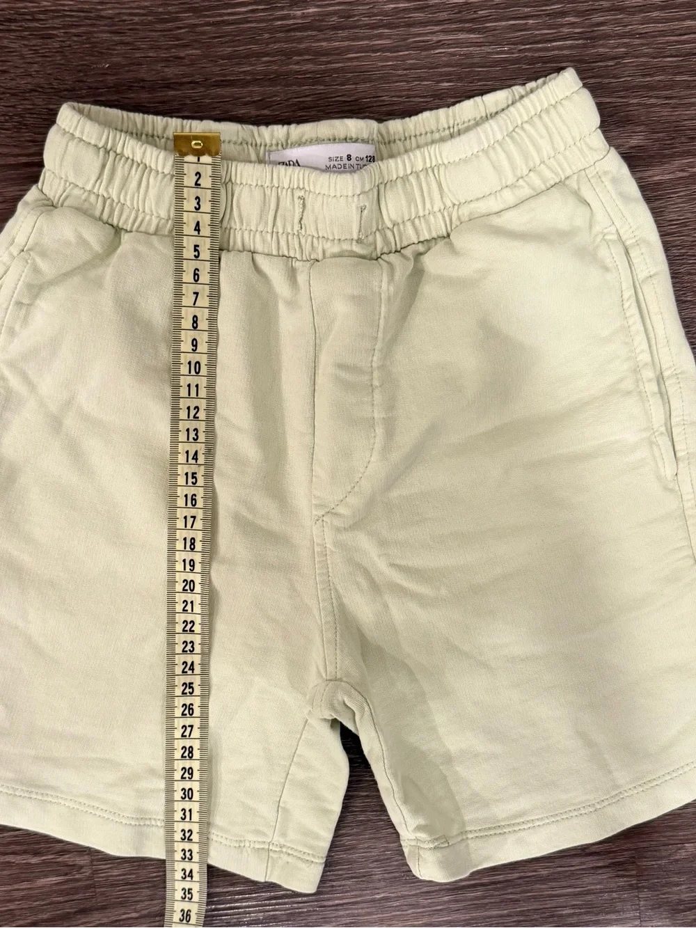 Zara Men's Light Cream Elastic-Waist Athletic Shorts